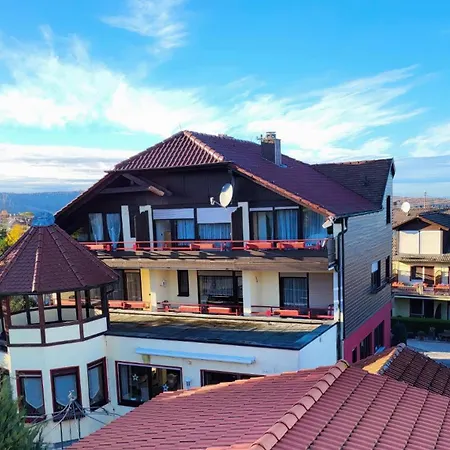 Zi17 Doppelzimmer Schoenblick Mit Balkon 度假居